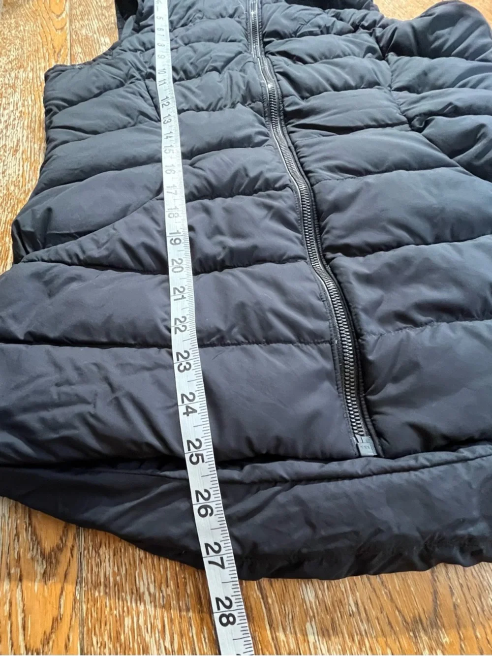 Lululemon Pack It Down Black Vest Size 8 - Picture 8 of 8